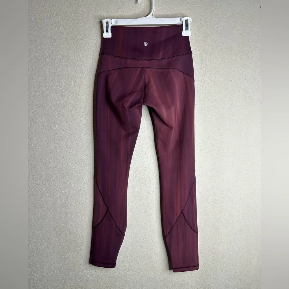 Lululemon In Movement Tight 26” Linear Spray Dye White Garnet 4